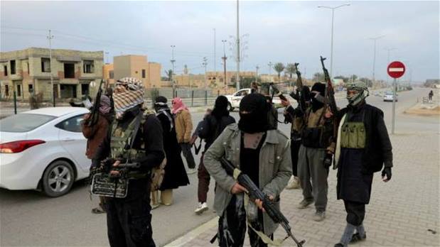 Iraq retakes strategic town from jihadists