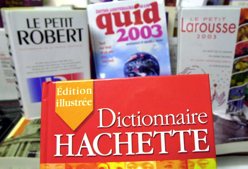 Hachette tests book sales via Twitter