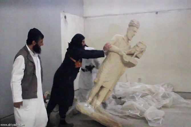 IS jihadists destroy ancient artefacts in Iraq: video