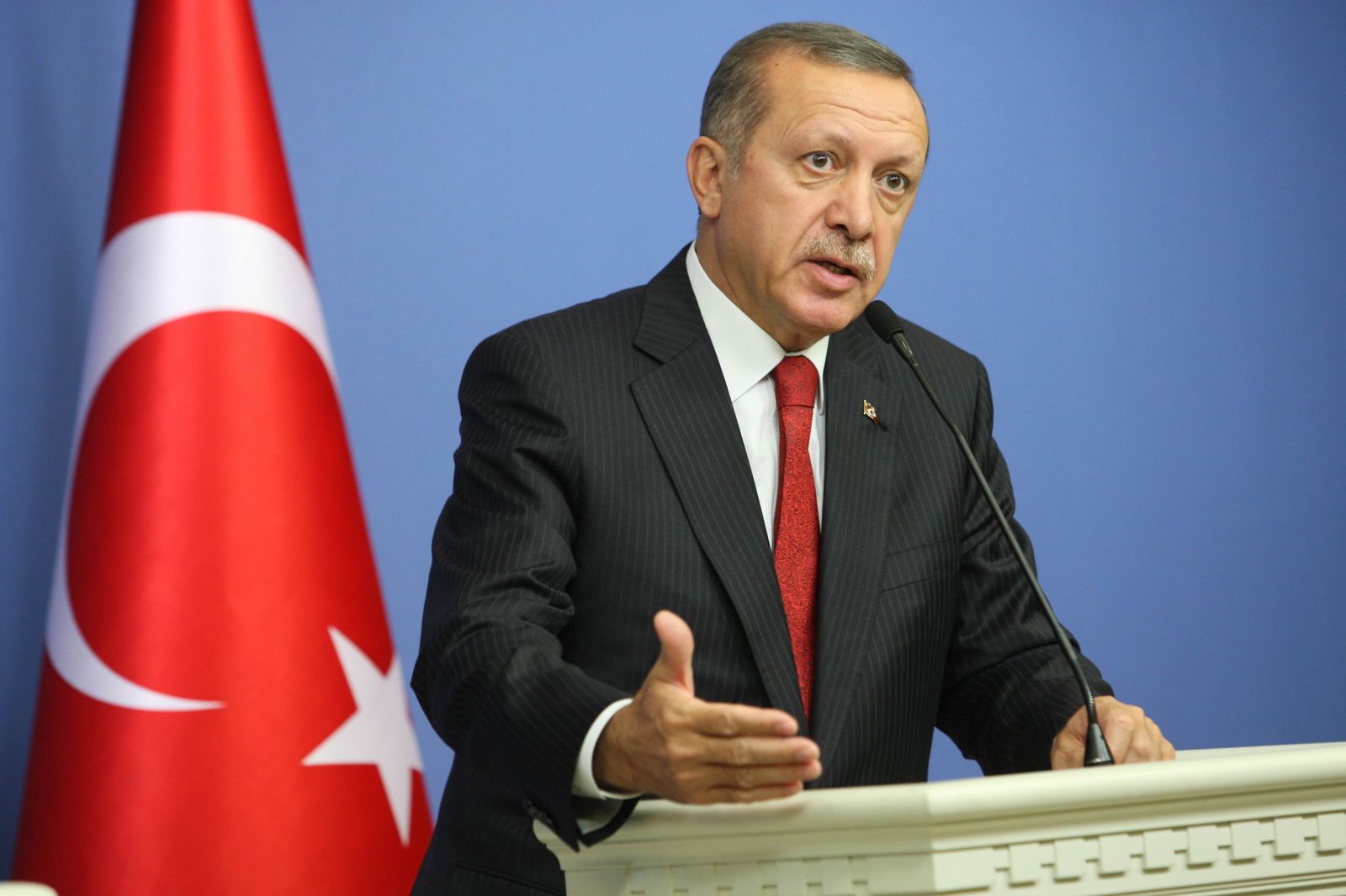 Syria's Assad says Turkish leader backs extremism Syria's Assad says Turkish leader backs extremism