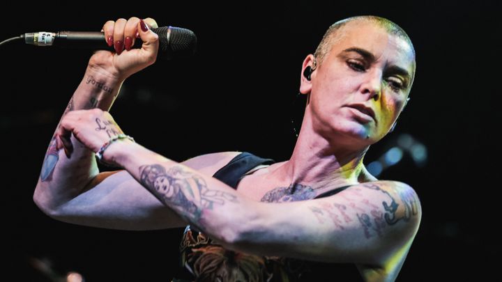 Singer Sinead O'Connor 'threatens suicide' in Facebook post