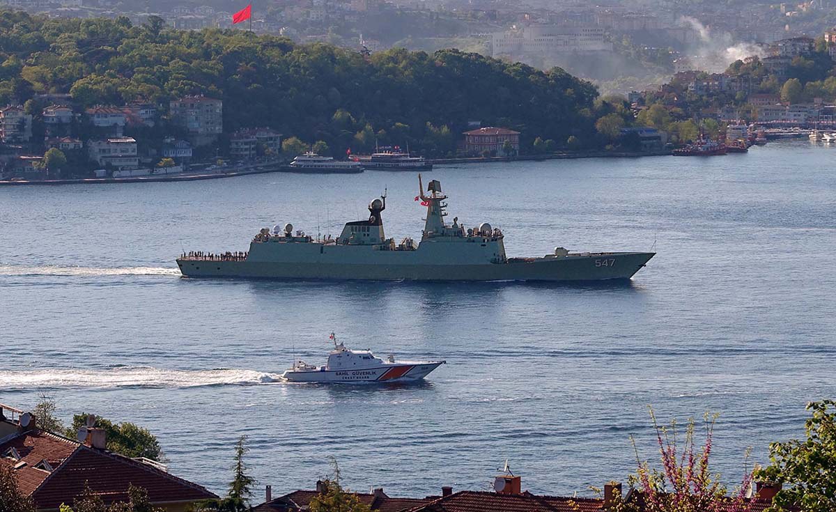 Russian destroyer fires shots to 'avoid collision' with Turkish boat: ministry