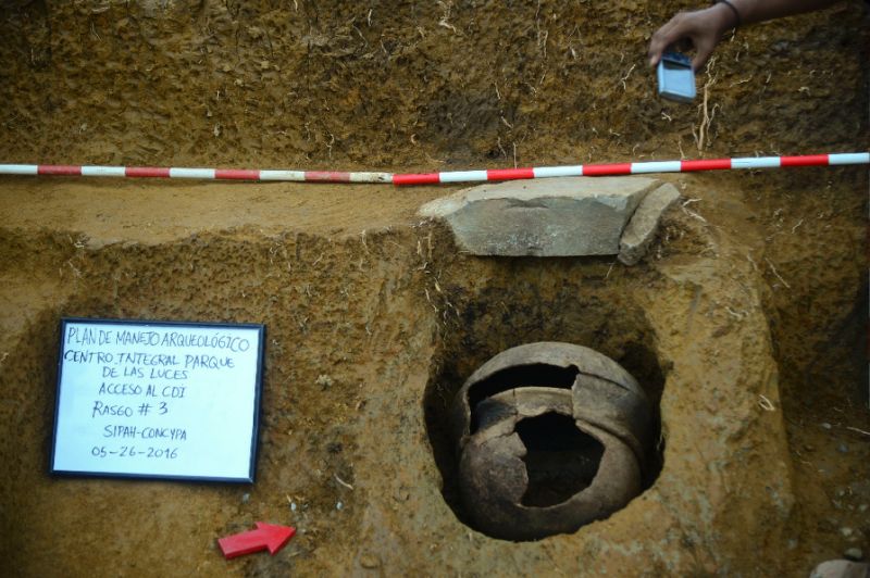Pre-Hispanic tombs found in Colombia are over 2,000 years old