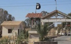 Syrian army tightens grip on Aleppo but IS back in Palmyra