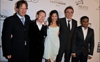 'Slumdog' favorite as Globes launch Oscars countdown