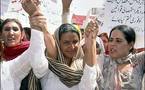 Pakistan rape victim marries for women's rights