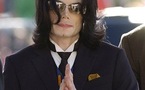 Jackson family anger mounts, seeks fresh autopsy
