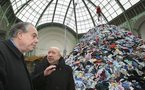 Claw of death is 'hand of God' at giant Paris art show