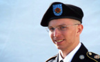 Hacker who turned in WikiLeaks informant Chelsea Manning dies