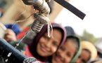 A stone's throw from Nile, Egypt's taps are running dry