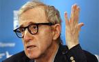 Woody Allen praises Carla Bruni's acting