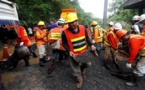 Rescue efforts underway for final group trapped in flooded Thai cave