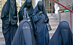 Saudi women to attempt largest human ribbon