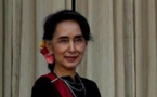 Amnesty International strips human rights award from Aung San Suu Kyi
