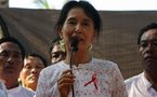 Suu Kyi says Arab revolts give hope to Myanmar