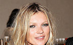 Kate Moss weds rocker in English countryside