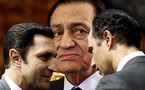 Clashes at Mubarak trial, anti-riot chief fingered