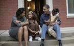 Obama sings at White House blues show