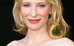 Cate Blanchett takes first steps on Paris stage