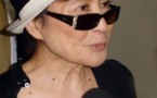 Yoko Ono picks up human rights prize in Berlin