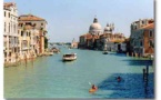Aristocrat moans tourists threatening Florence