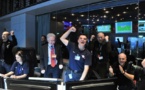 'Sleeping beauty' comet probe awakens from slumber