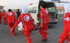 Red Crescent delivers aid to Homs despite coming under attack