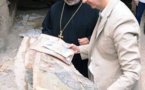 Syria's Assad pays Easter visit to old Christian town