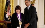 Linda Ronstadt awarded White House arts honor