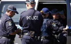 Hostages held inside Sydney cafe, Islamic flag held up