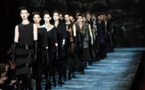 Marc Jacobs wows NY crowd with eccentric elegance