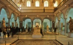 Tunisians honour massacre dead as museum reopening delayed