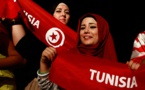 Tunisians unfurl world's 'largest' flag