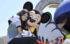 Disney bans selfie sticks over safety fears