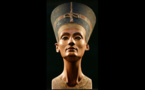 British archaeologist aims to pinpoint Nefertiti's tomb